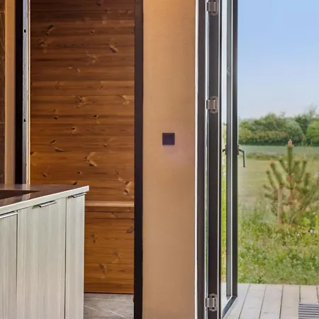 Dom wakacyjny Anelle - 500m From The Sea By Interhome *