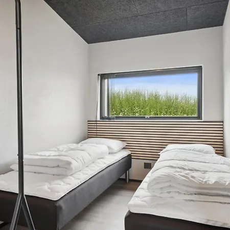 Anelle - 500m From The Sea By Interhome *