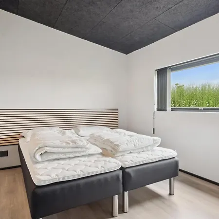 Anelle - 500m From The Sea By Interhome Feriehus